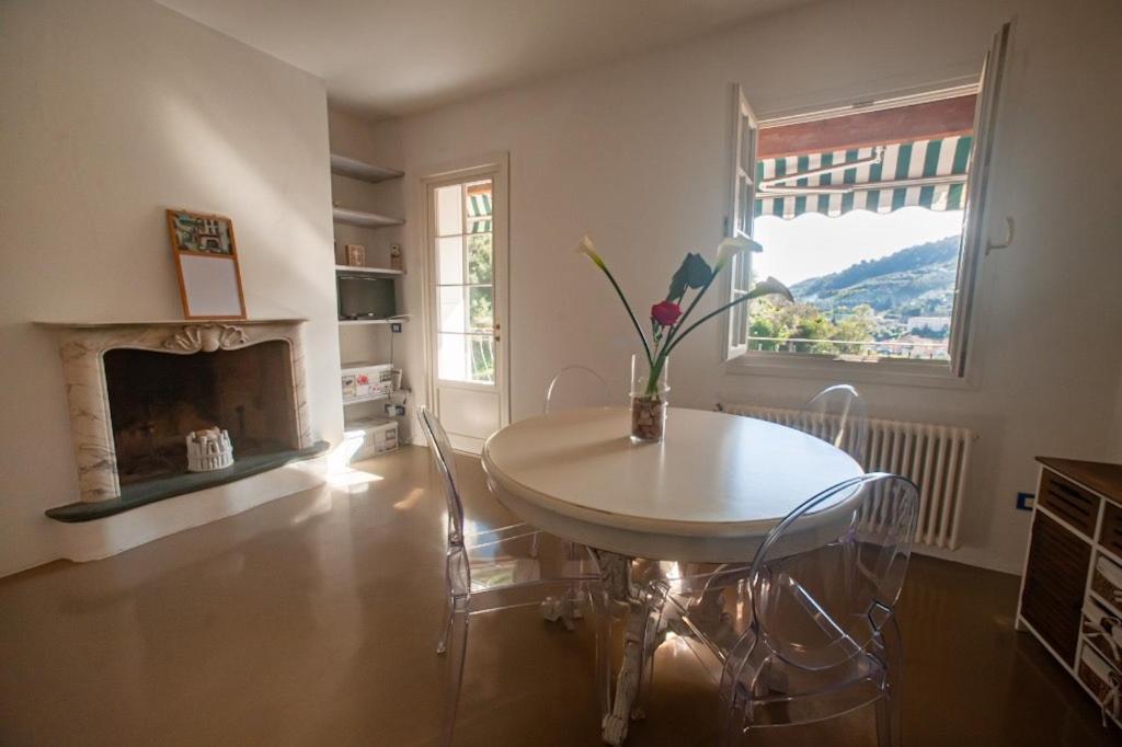 La Torre Di Gaia Apartment Dolceacqua Exterior photo